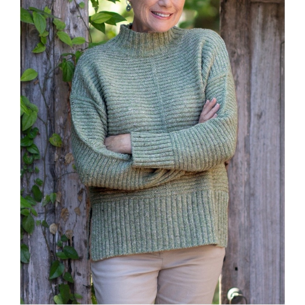 IRELANDS EYE | Iris Funnel Neck Wool-Cashmere Blended Sweater in Green | S - Picture 6 of 14